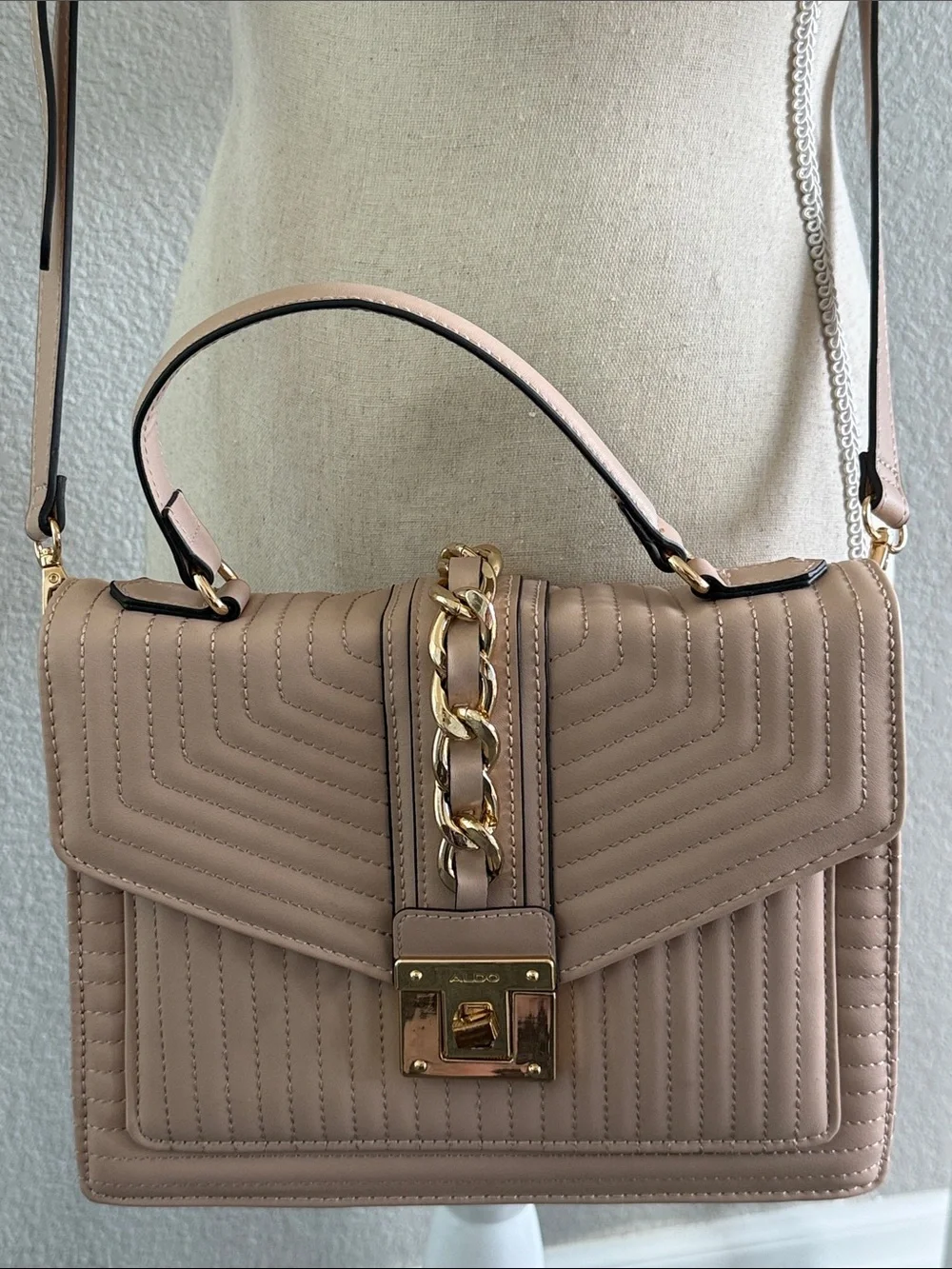 Aldo description elevate